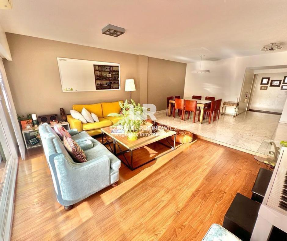 Foto de Venta 4 Ambientes Reciclado a Nuevo con Dependencia y 2 Cocheras en Las, imagen 3