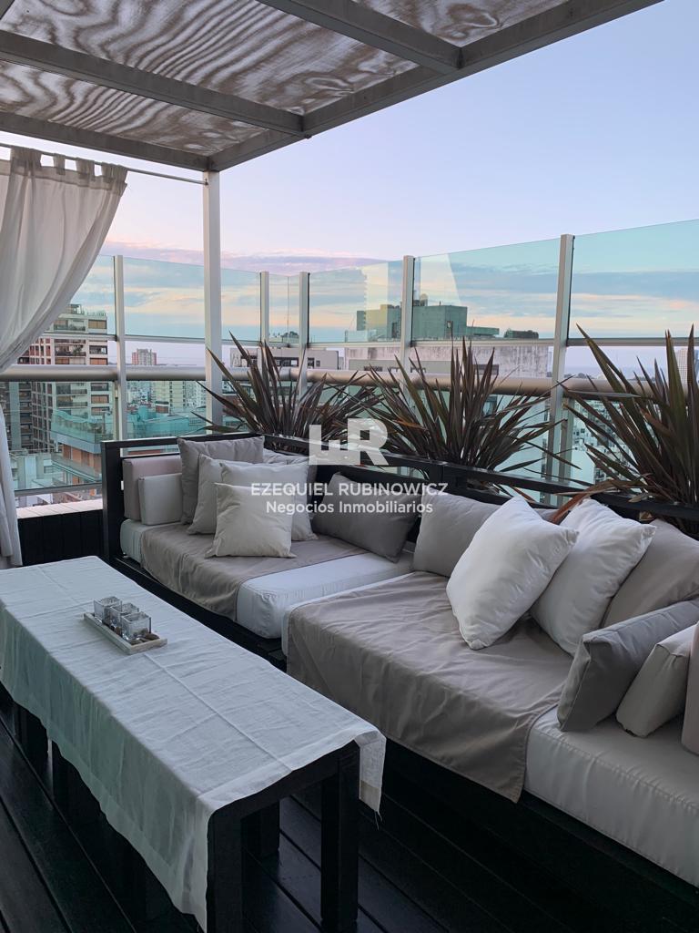 Foto de Venta Triplex premium con terraza propia, 3 cocheras y 7 bauleras, imagen 5