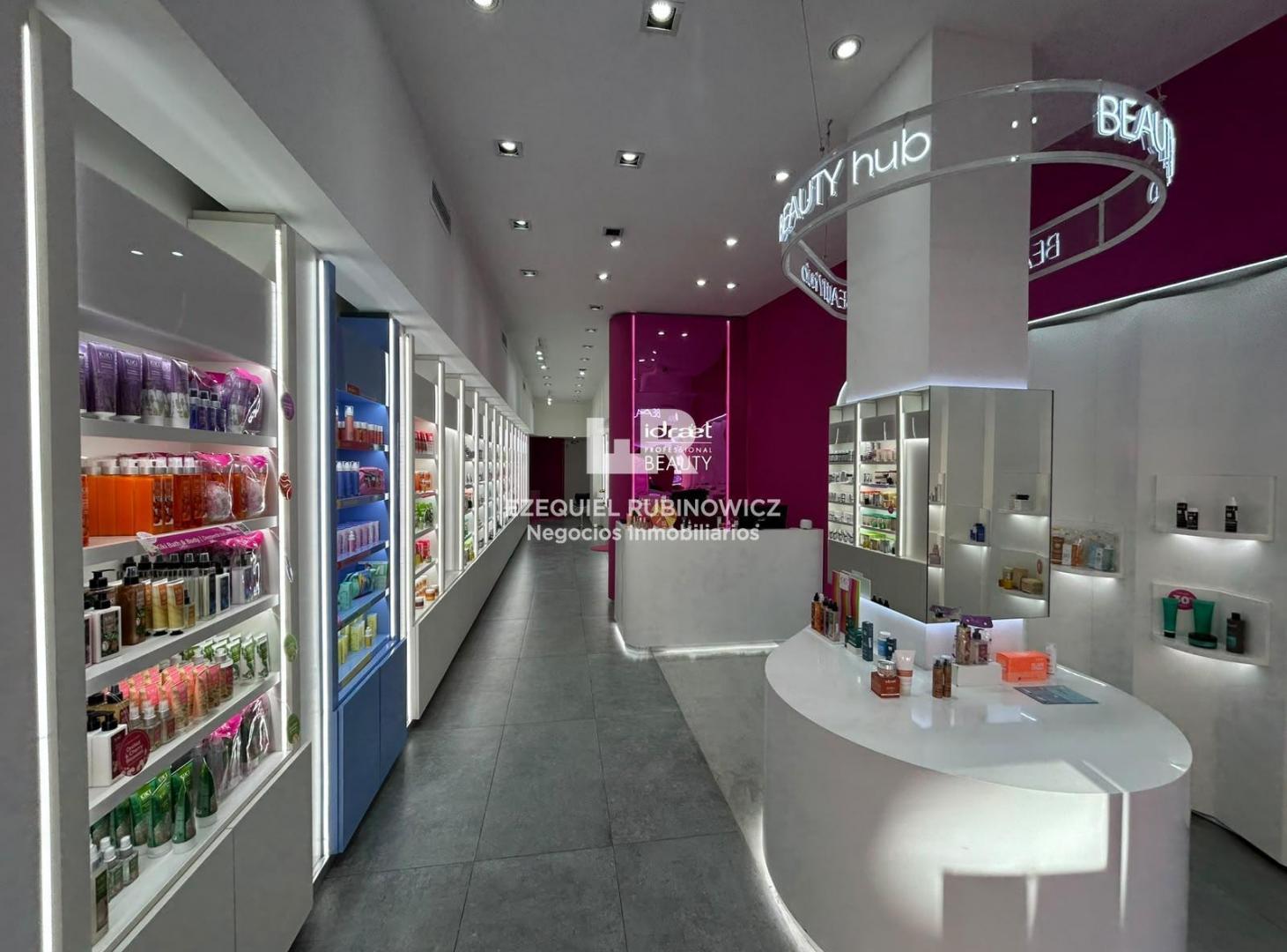 Foto de Local Comercial en Av. Santa Fe entre Rodriguez Peña y Montevideo., imagen 1