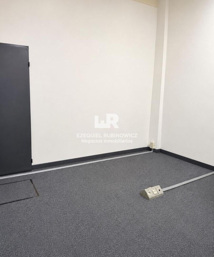 Foto de Oficina en venta en Alsina, cerca de Av. 9 de Julio con Encargado, imagen 4