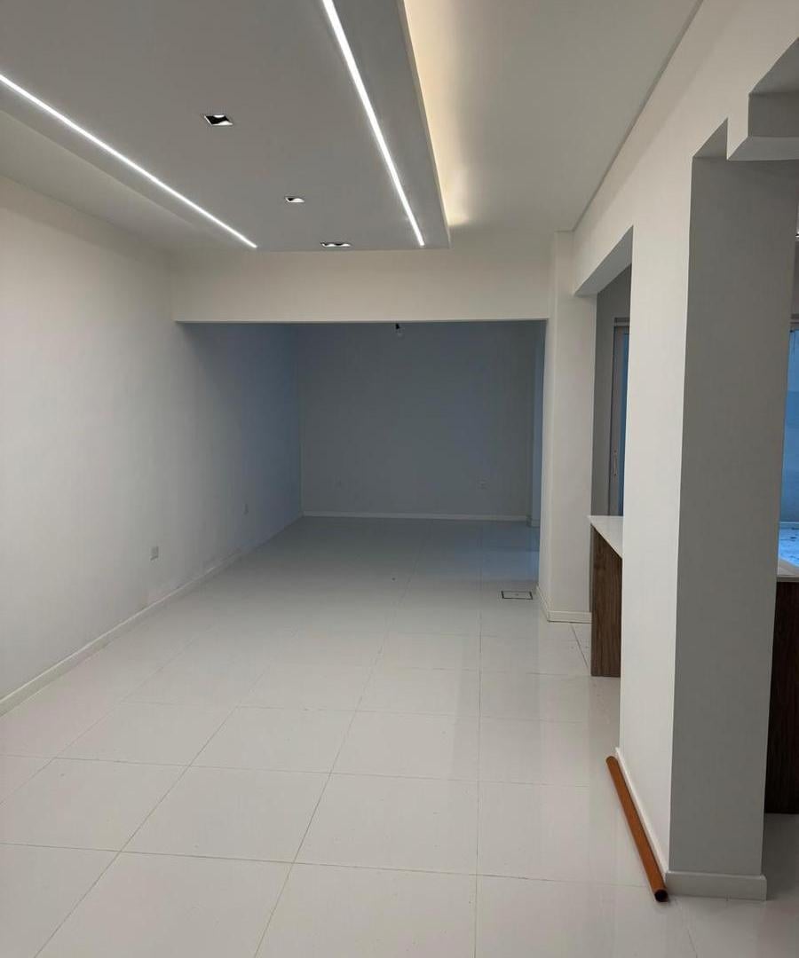 Foto de Venta y Alquiler 3 ambientes en planta baja reciclado a nuevo con 2, imagen 5