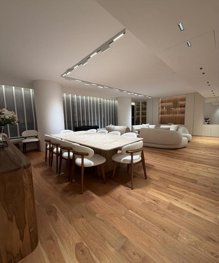 Foto de Venta – Exclusivo 4 ambientes con dependencia, playroom, 3 cocheras y, imagen 5