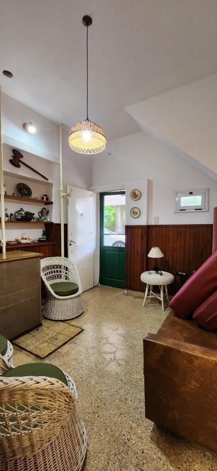 Foto de Casa quinta de 2.576 m² con salida a dos calles, piscina y amplio parque, imagen 4