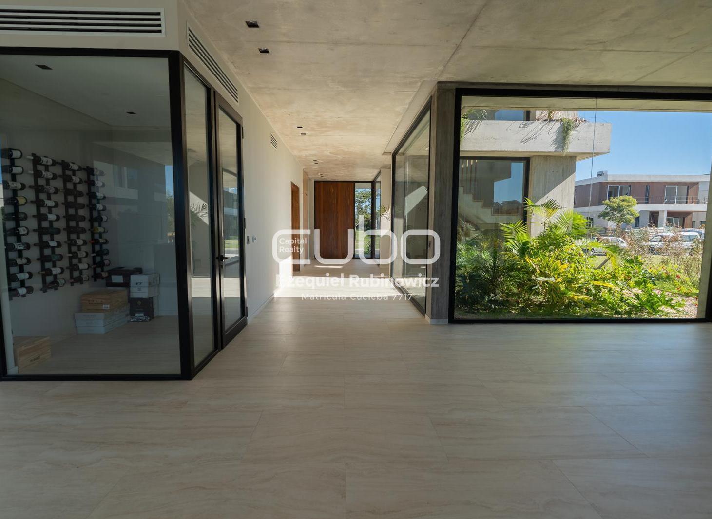 Foto de Casa Moderna a Estrenar en El Yacht, Nordelta | 4 Suites, Piscina y, imagen 3