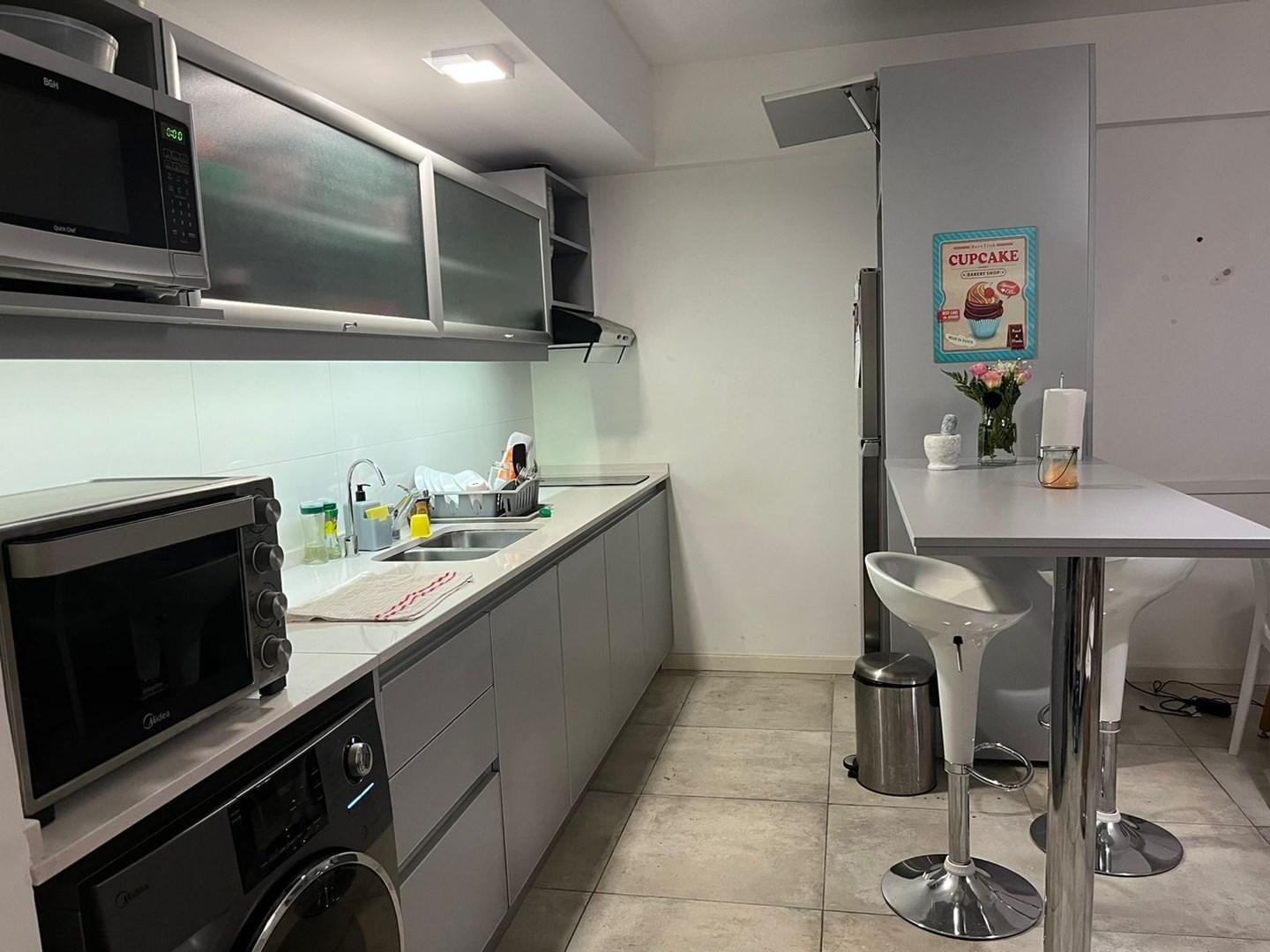Foto de Amplio monoambiente con renta en HOM AGÜERO | Barrio Norte - Capital, imagen 1