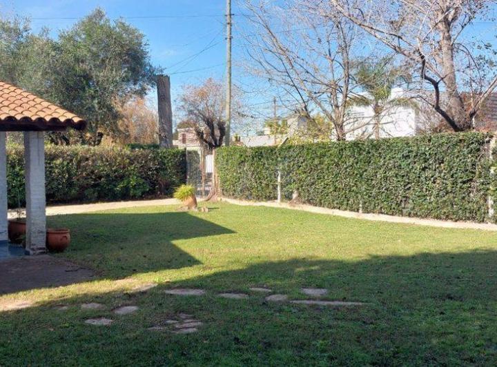 VENTA CASA 3 AMB C/PILETA MARCOS PAZ 2