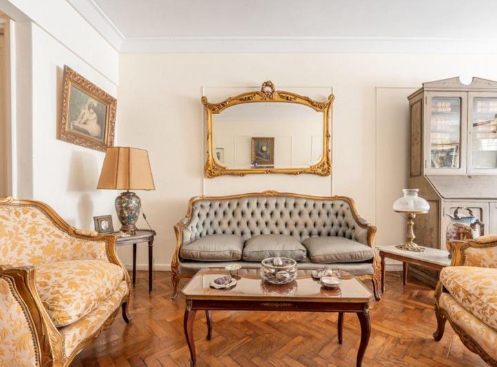 VENTA DEPARTAMENTO 4 AMBIENTES CON DEPENDENCIA 2