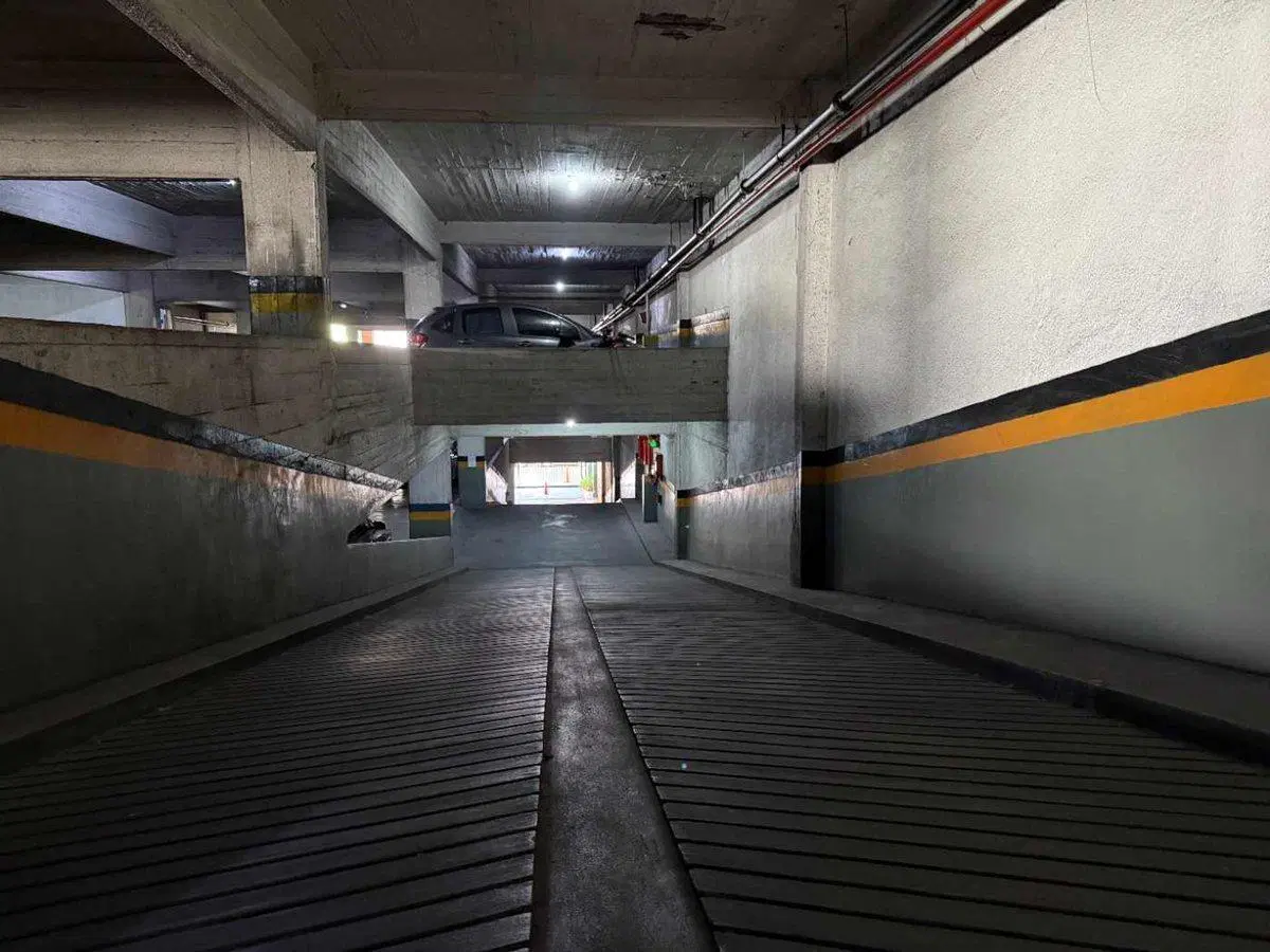 VENTA COCHERA FIJA Y CUBIERTA EN VILLA CRESPO 2