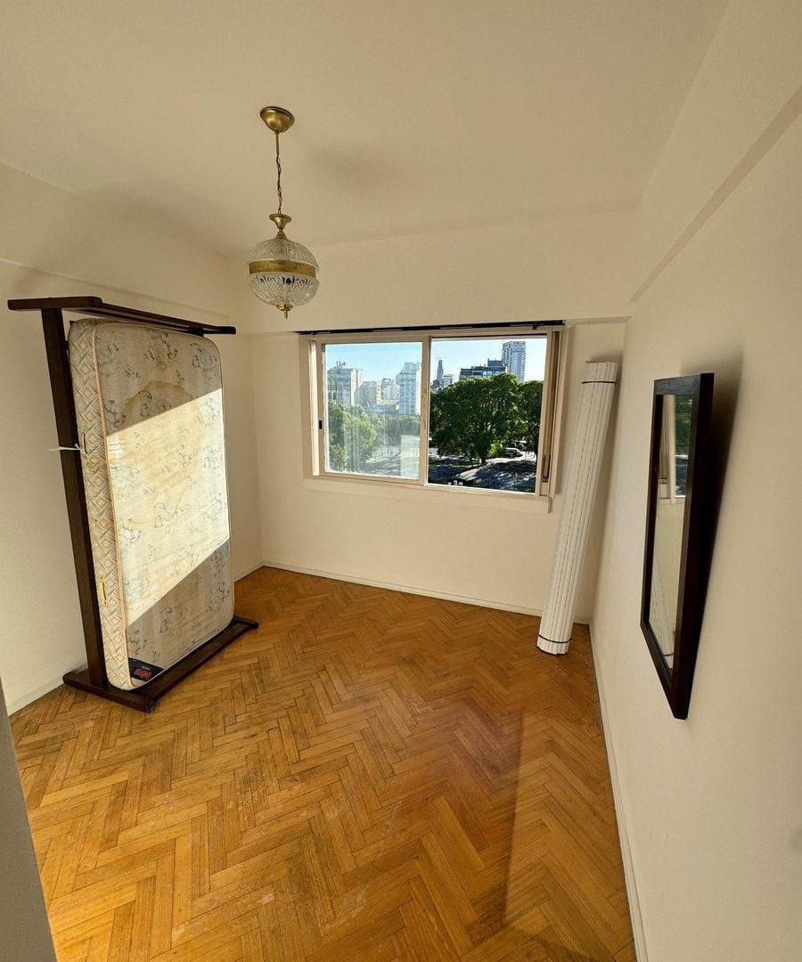 Venta Departamento 2 ambientes frente Constitución