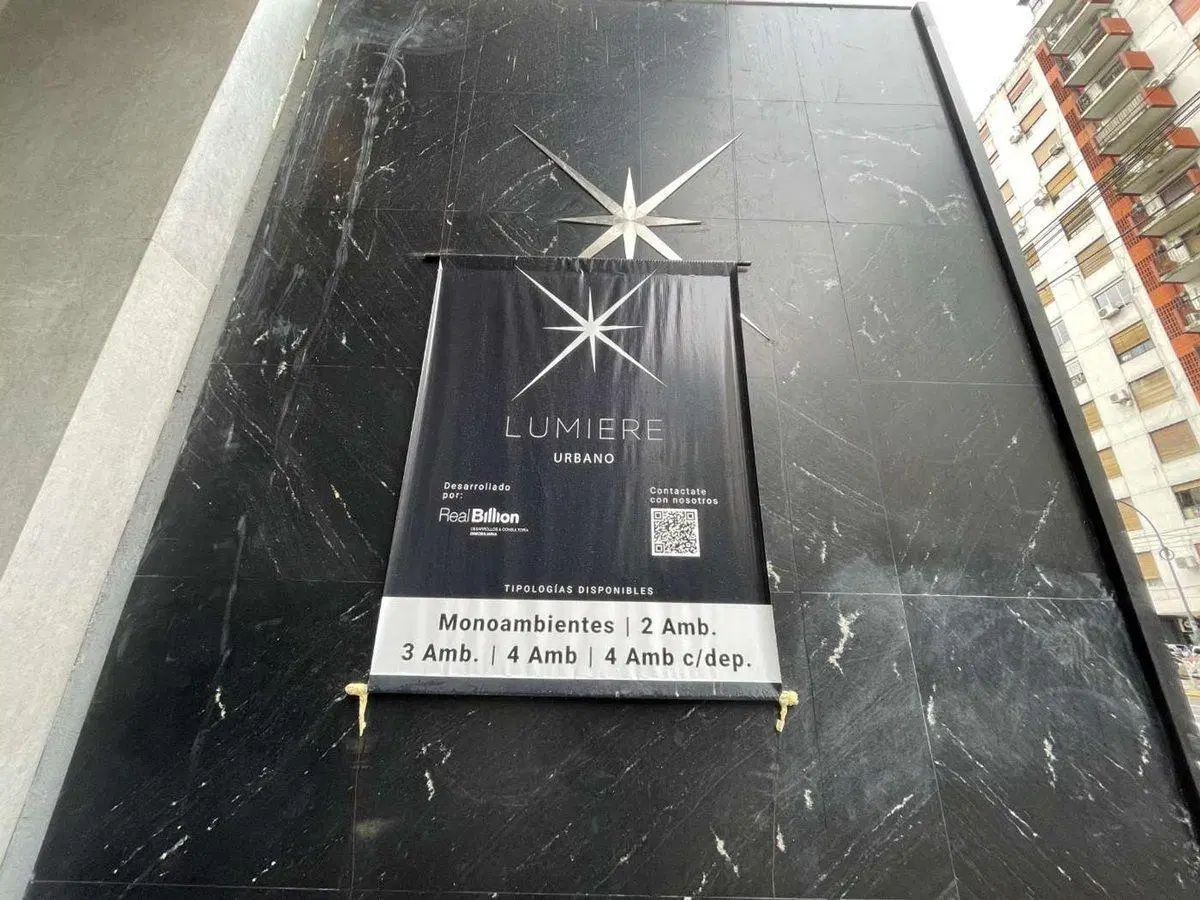 VENTA COCHERA CON RENTA EDIFICIO LUMIERE PREMIUM 5