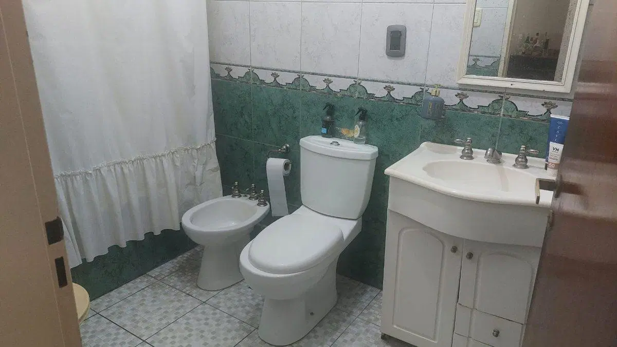 VENTA PROP 4 AMB + QUINCHO LOTE/PROP MORENO CENTRO 3