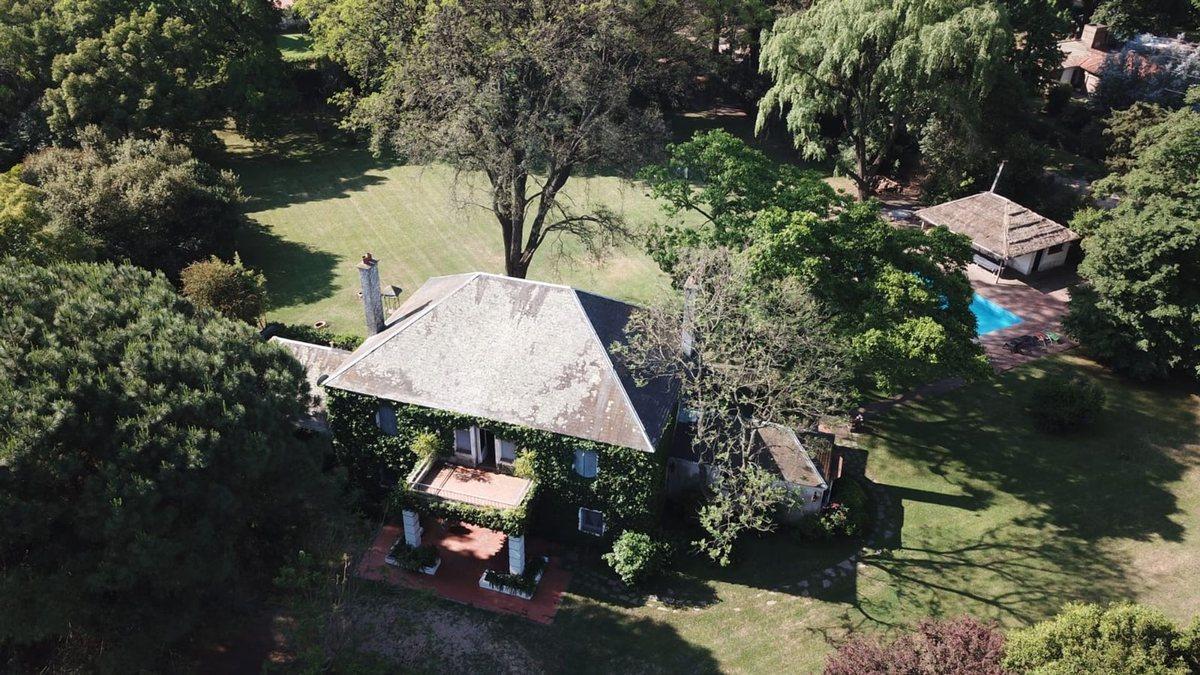 VENTA CASA C/PILETA EN LOTE 5600M2 TORTUGUITAS