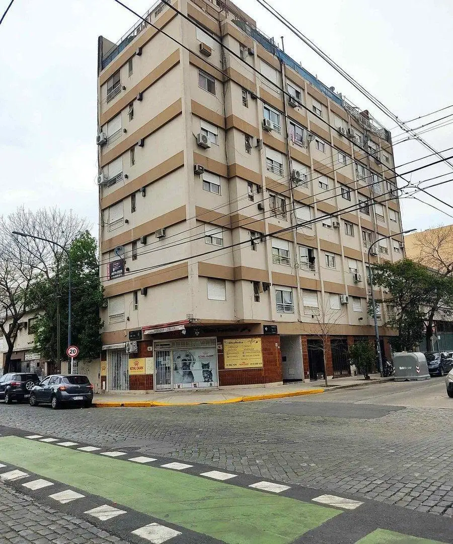 DEPARTAMENTO 2 AMBIENTES FLORESTA EXCELENTE ZONA 3
