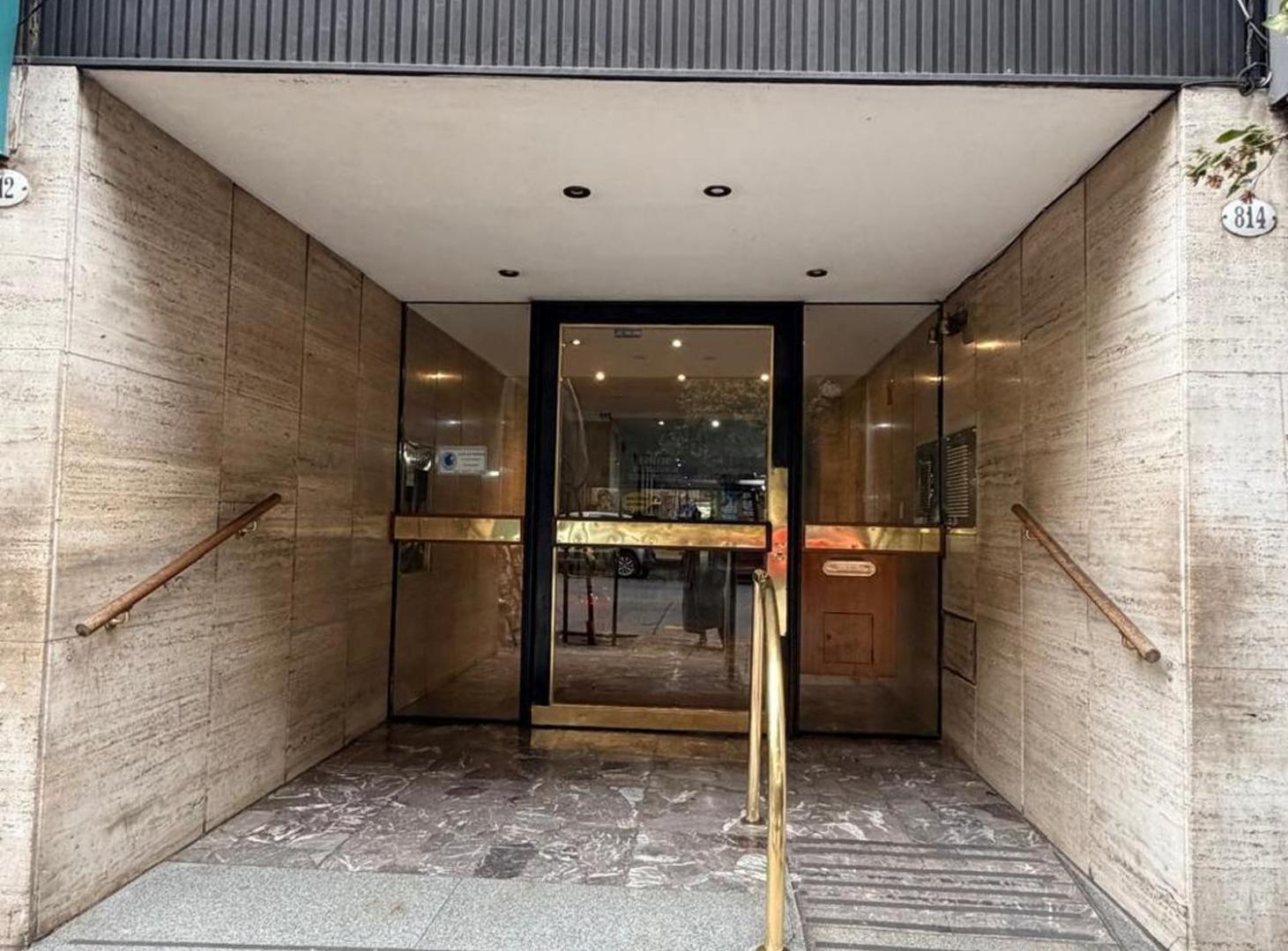 VENTA DEPARMENTO 2 AMB CABALLITO OPORTUNIDAD