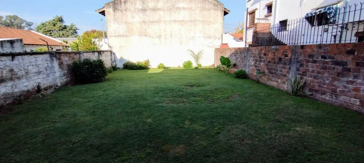 VENTA CASA LOTE PPIO CON LOCAL O DEPOSTO V.ADELINA 2