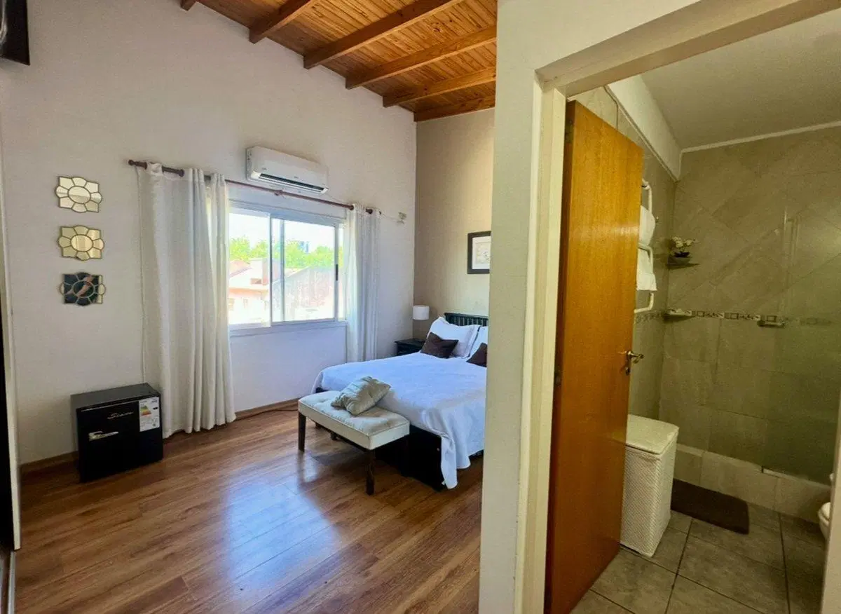 VENTA TRIPLEX 4 AMBIENTES APTO CREDITO- OLIVOS 3