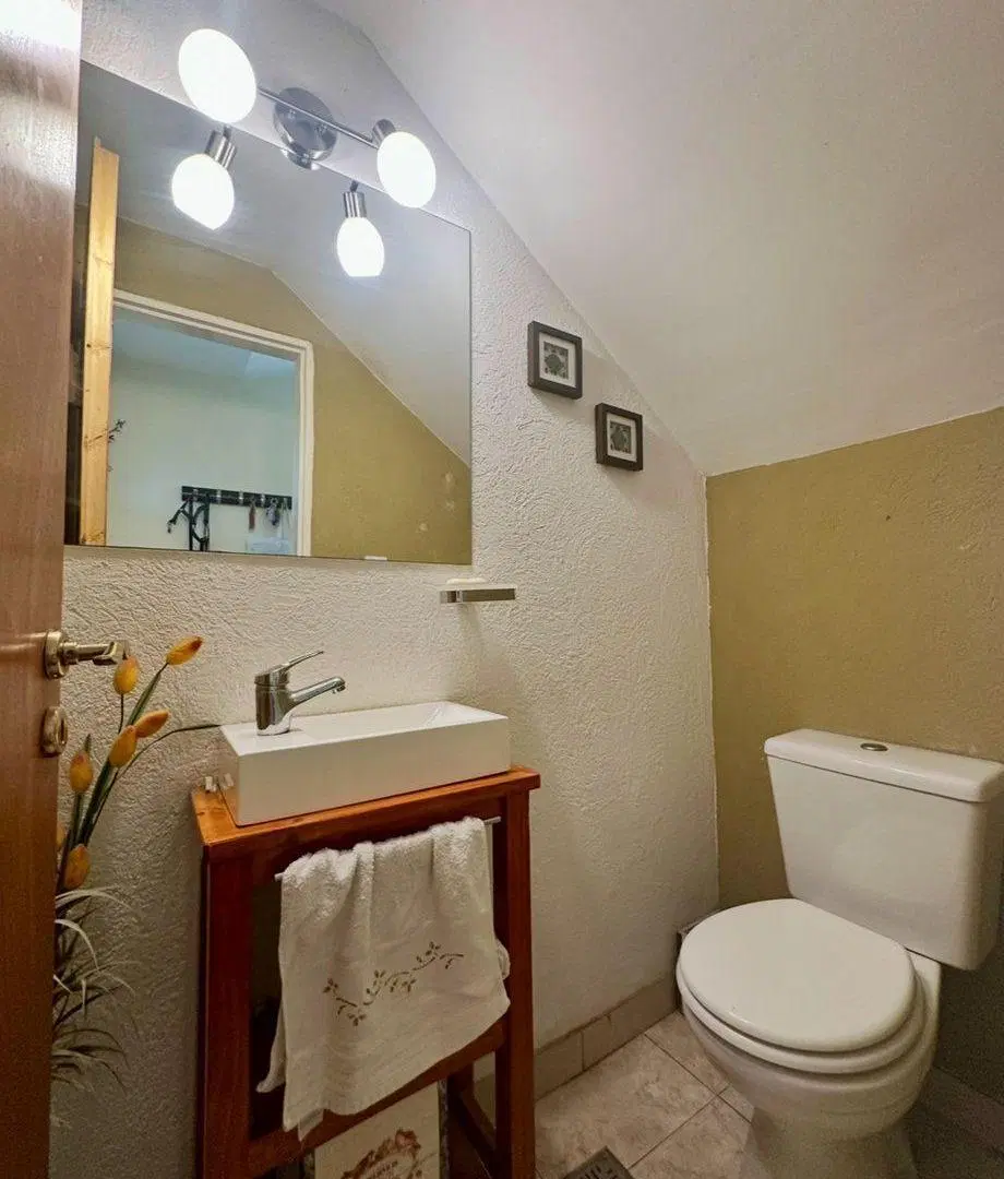 VENTA TRIPLEX 4 AMBIENTES APTO CREDITO- OLIVOS 4