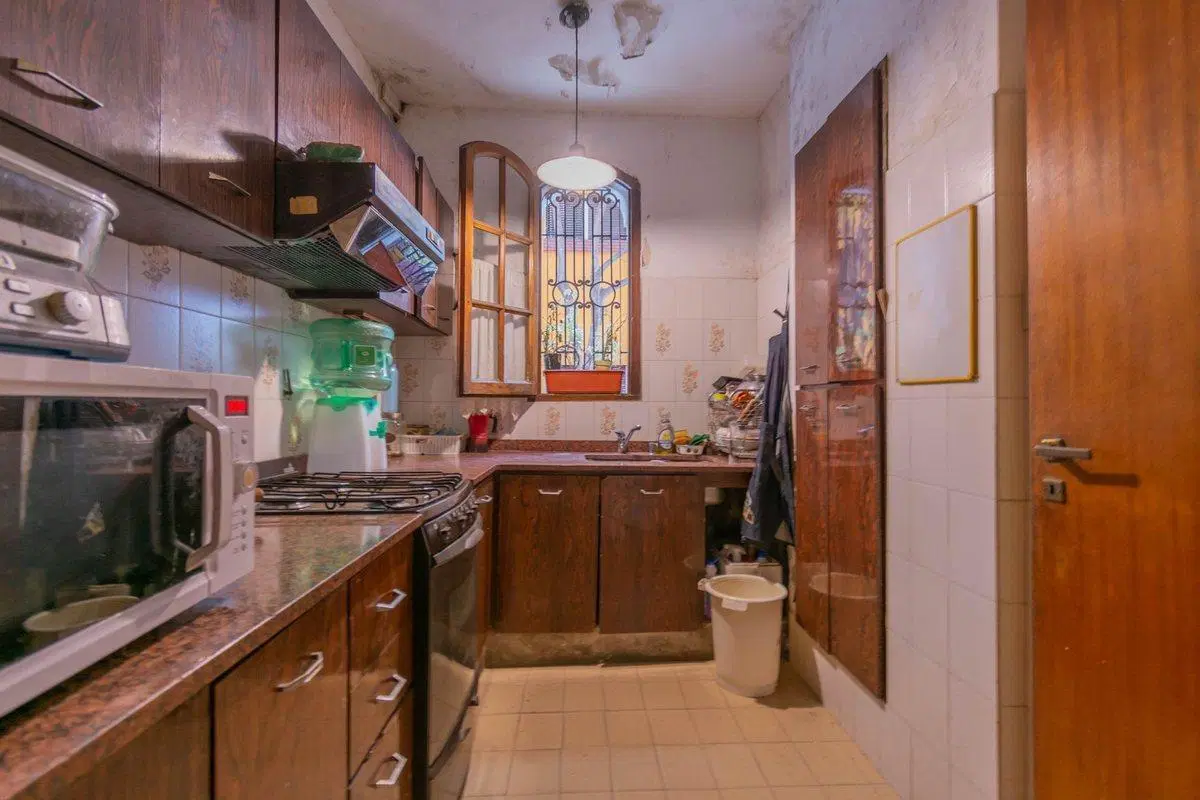 CASA DE 7 AMBIENTES EN VENTA CON TERRAZA 3