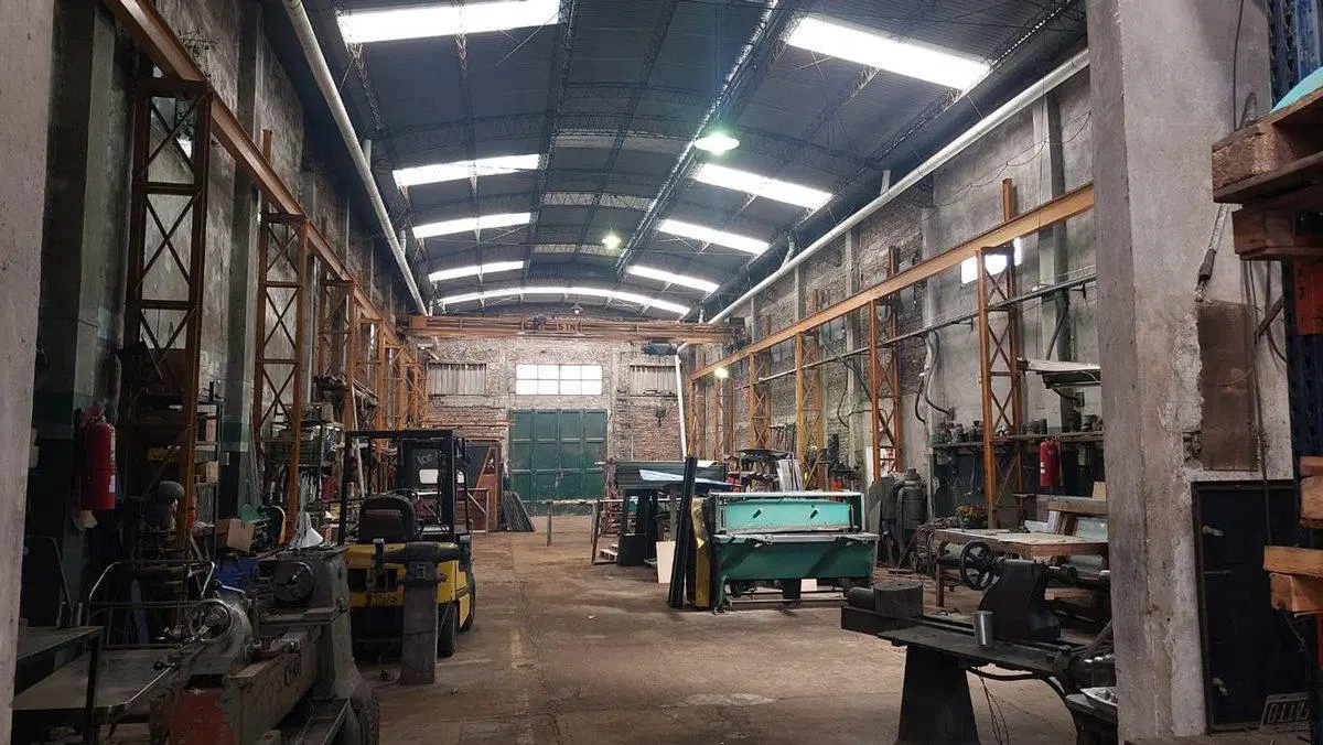 VENTA GALPON LAFERRERE 4