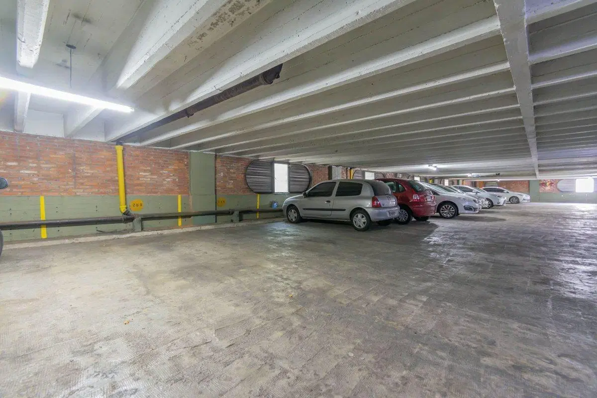VENTA - COCHERA FIJA y CUBIERTA - ALTO PALERMO 4