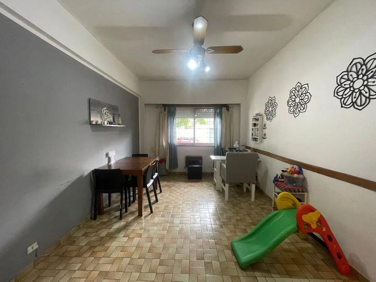 VENTA DEPARTAMENTO 3 AMBIENTES CON COCHERA. MORON 5