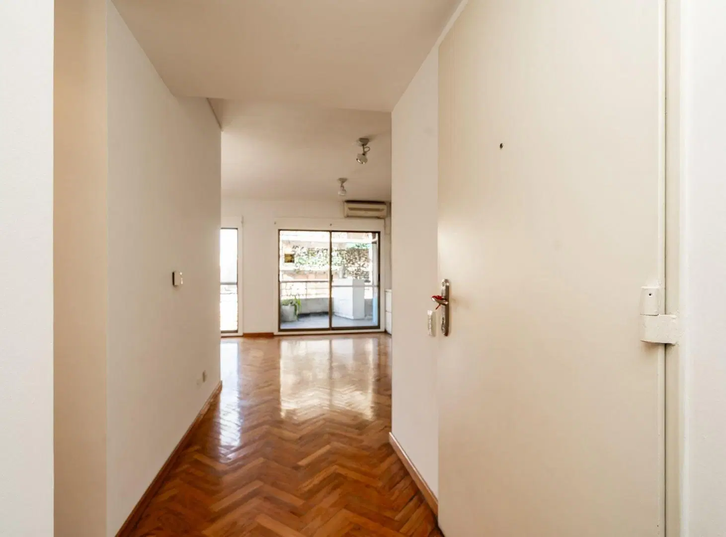 ALQUILER, 4 AMBIENTES, PISCINA, COCHERA, SEGURIDAD 3