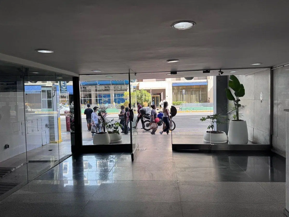 Oficina corporativa en alquiler – SEGURIDAD 24HS 2