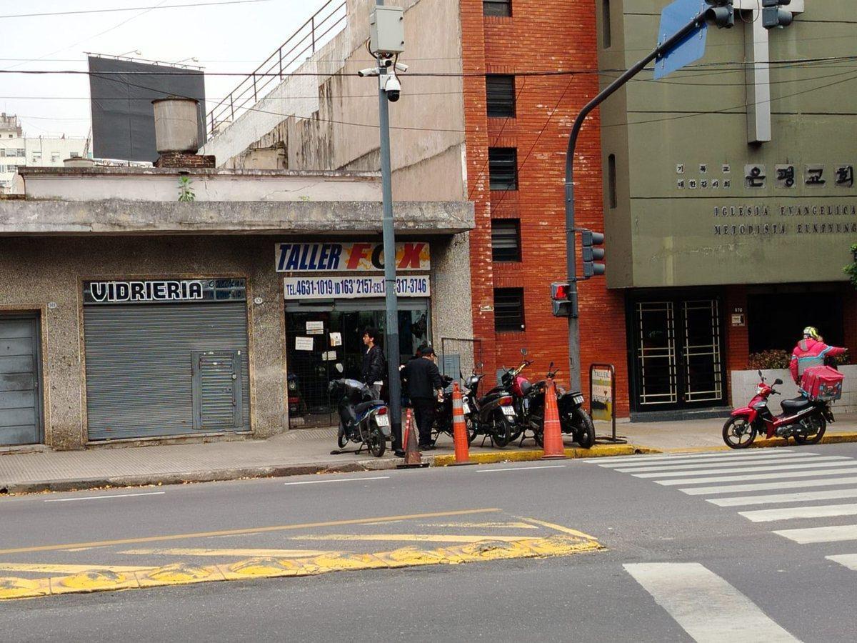 VENTA LOTE PARQUE CHACABUCO AVENIDA CARABOBO