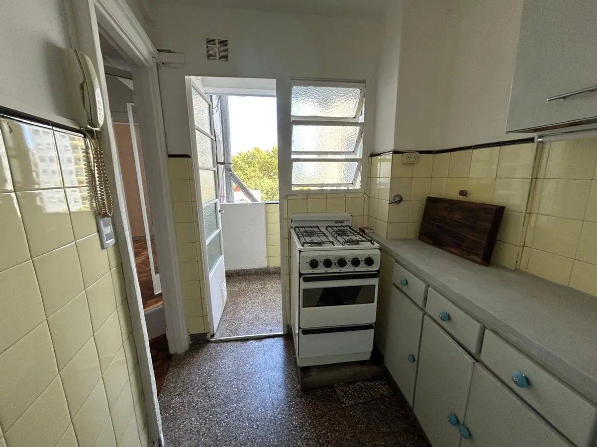 VENTA DEPTO 2 AMBIENTES EN COGHLAN 2