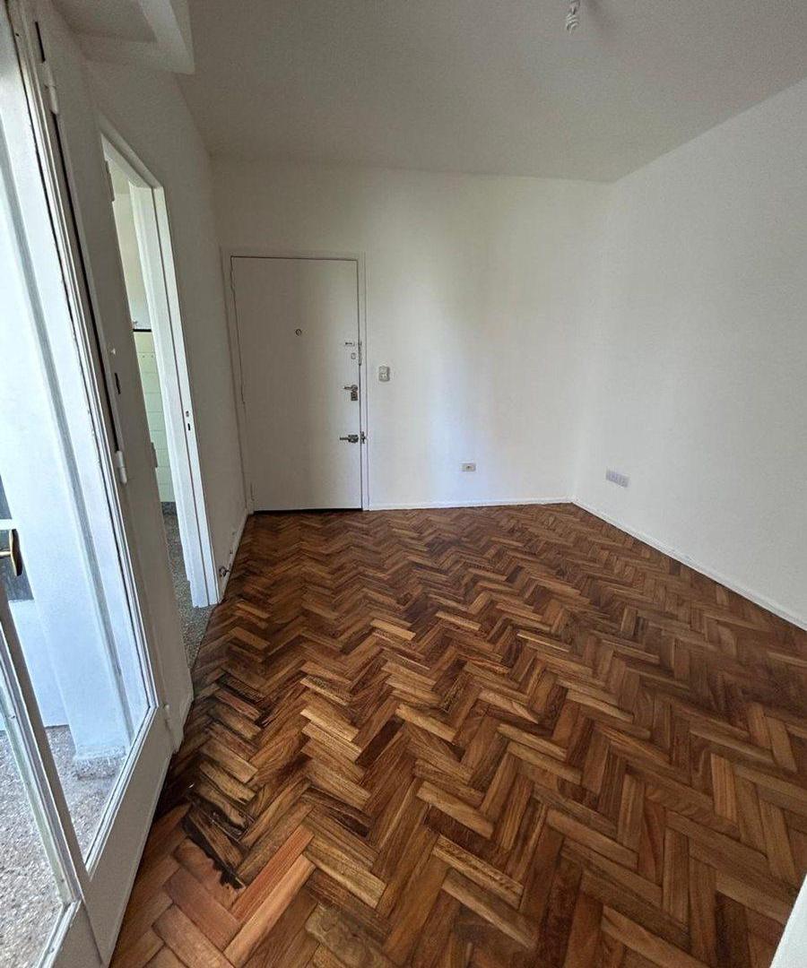 Foto de VENTA DEPTO 2 AMBIENTES EN COGHLAN, imagen 5