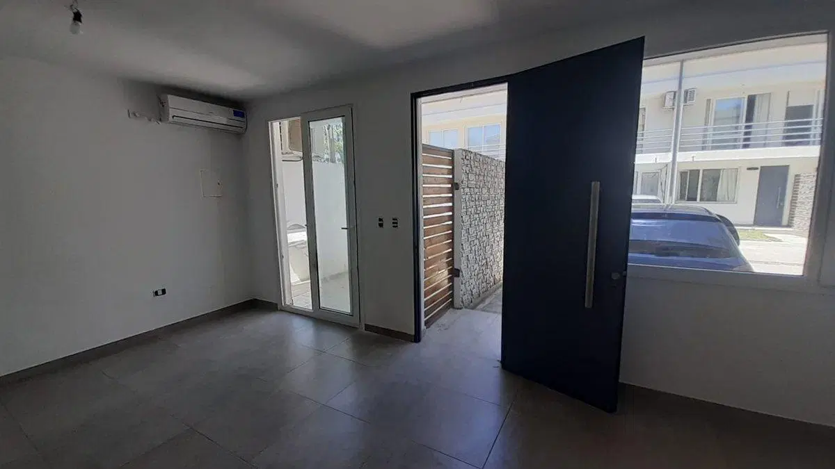 DUPLEX 4AMB COMPLEJO C/PILETA BARRIO CERRADO PILAR 5