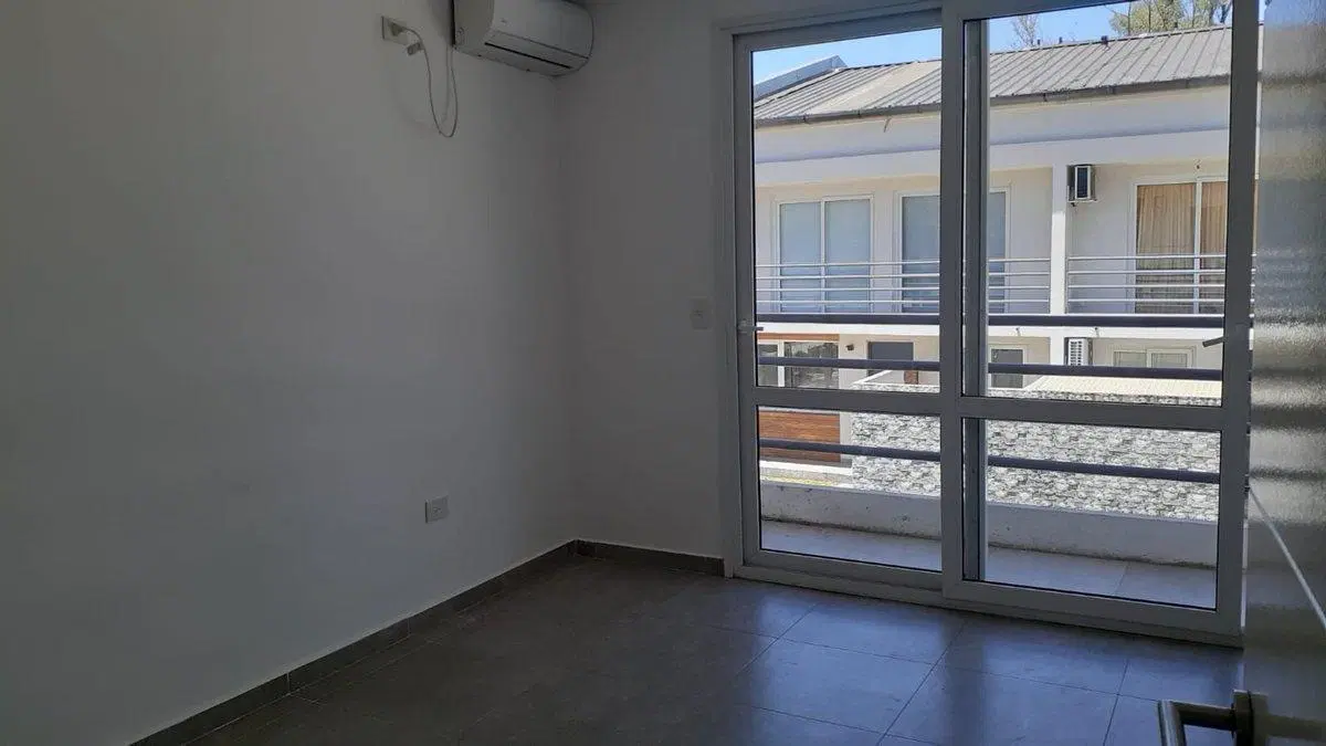 DUPLEX 4AMB COMPLEJO C/PILETA BARRIO CERRADO PILAR 5