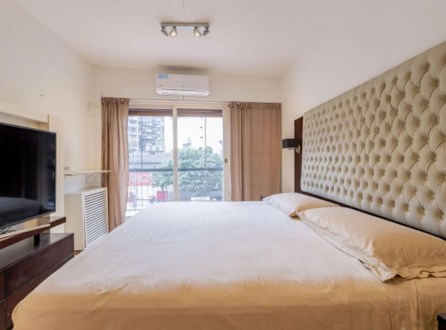 ALQUILER DEPTO AMOBLADO 3/AMB C/BALCON CABALLITO 2