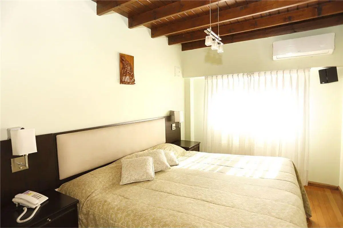 VENTA CASA 5 AMB LOTE / PROP SAN JUSTO 3