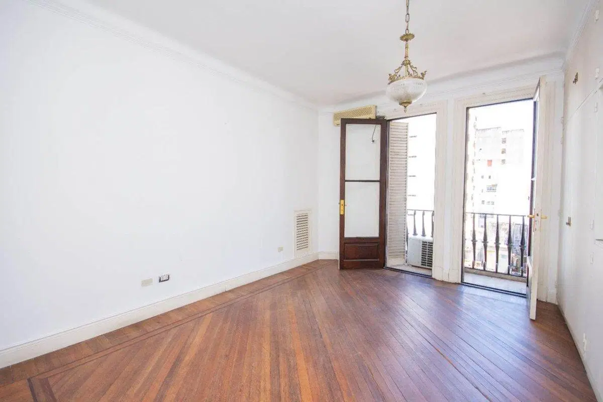 VENTA DEPARTAMENTO  BALVANERA 5