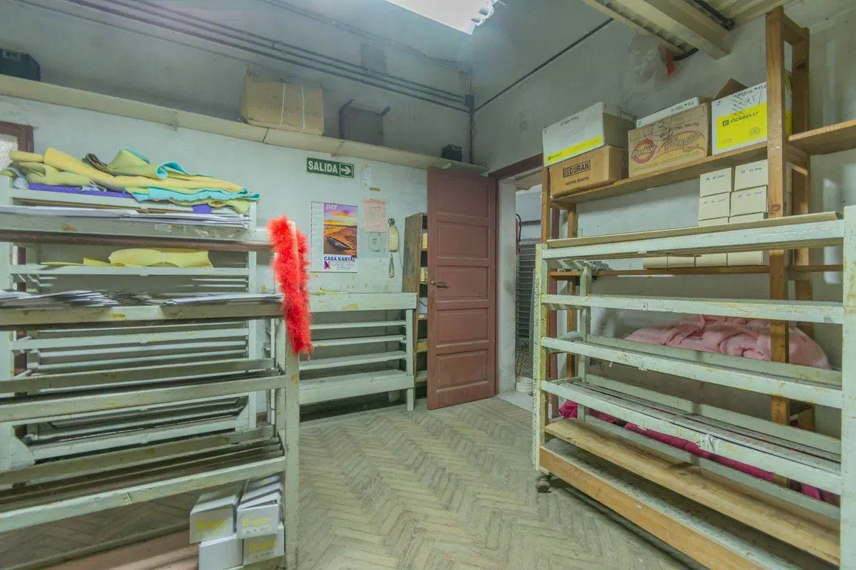 A Reciclar - Venta PH / Local Comercial - Barracas 2