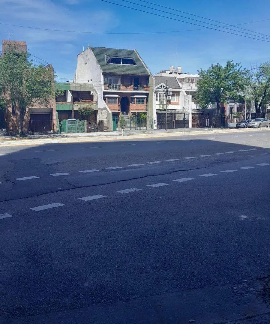 VENTA COCHERA  PB  FIJA CUBIERTA  PARQUE PATRICIOS 5