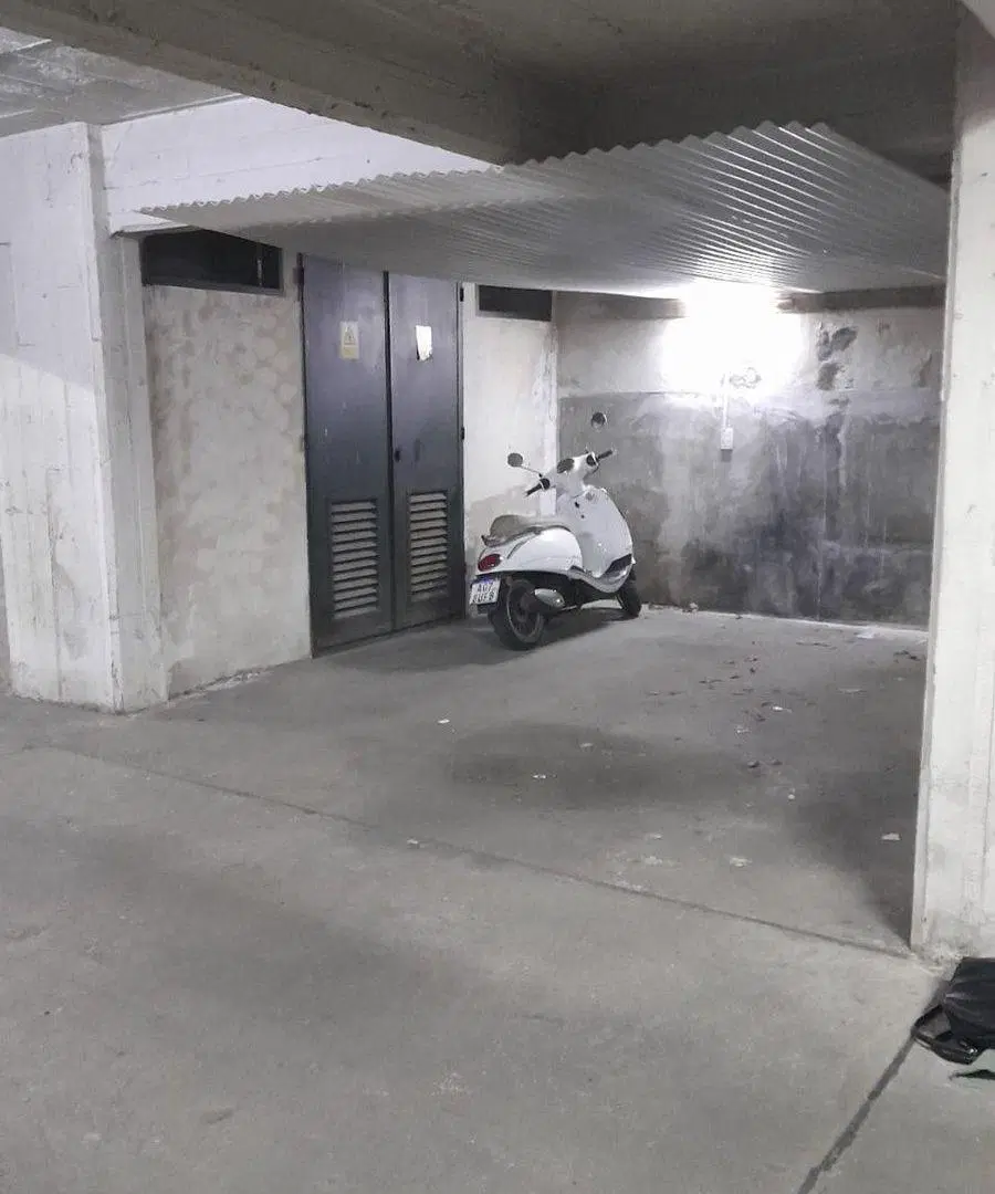 VENTA COCHERA  PB  FIJA CUBIERTA  PARQUE PATRICIOS 2