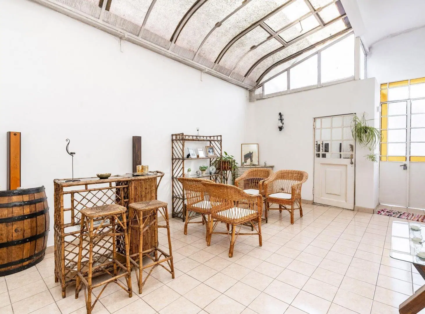 Venta casa con jardin, piscina, parrilla 5