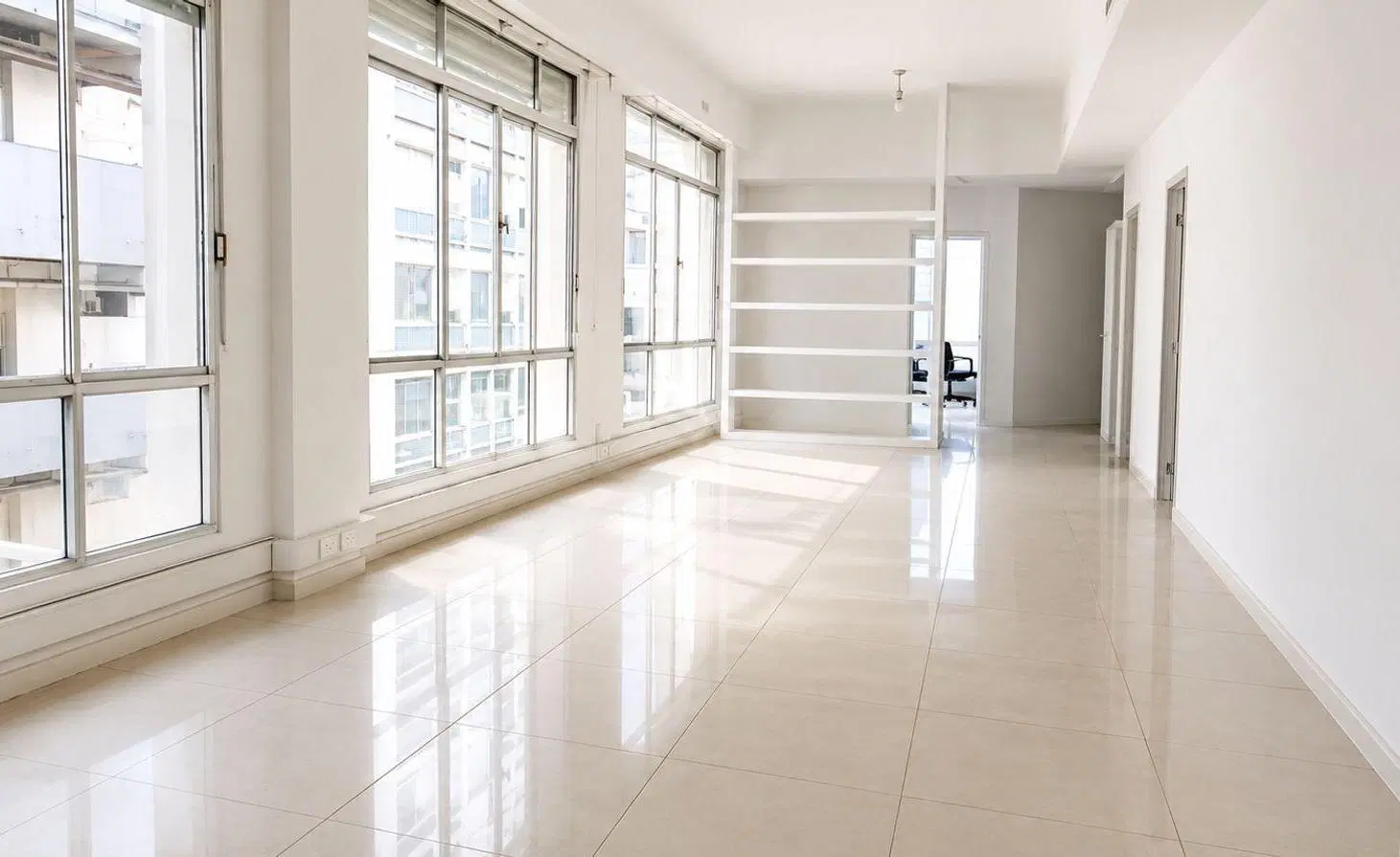 VENTA IMPONENTE PLANTA OFICINA SAN NICOLAS 2