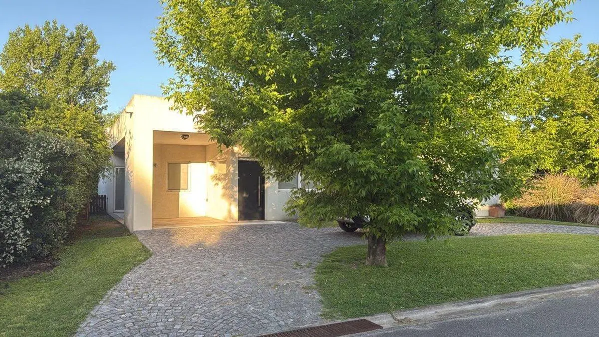 VENTA CASA, 3 DORM, BARRIO PRIVADO EL RECODO 5