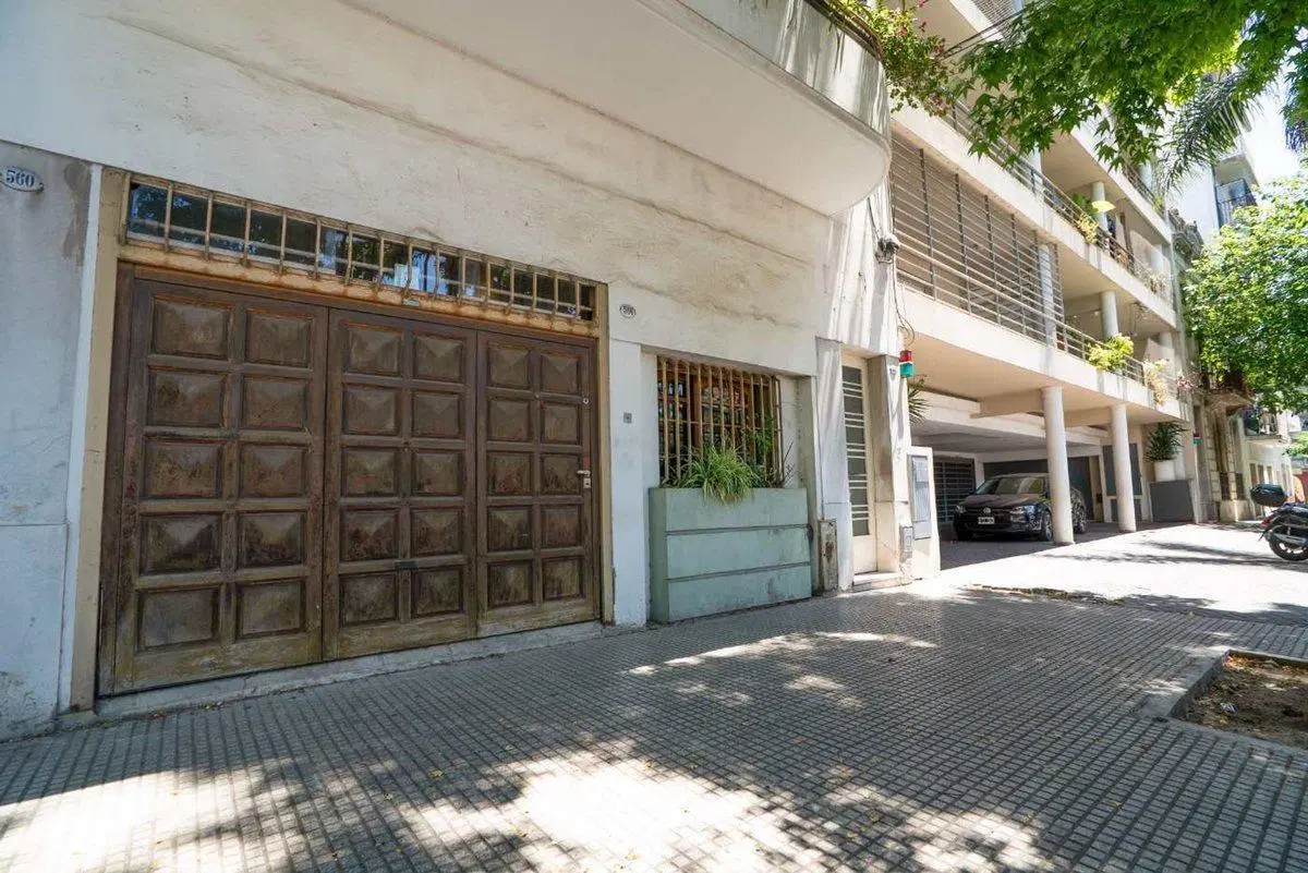 Venta PH 2 Ambientes Cochera, Patio, Caballito 2