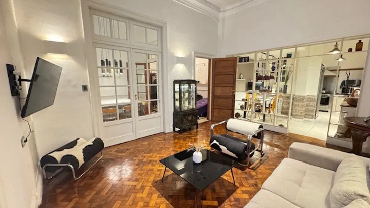VENTA SEMIPISO FRANCES  CATEGORIA APTO PROFESIONAL 5