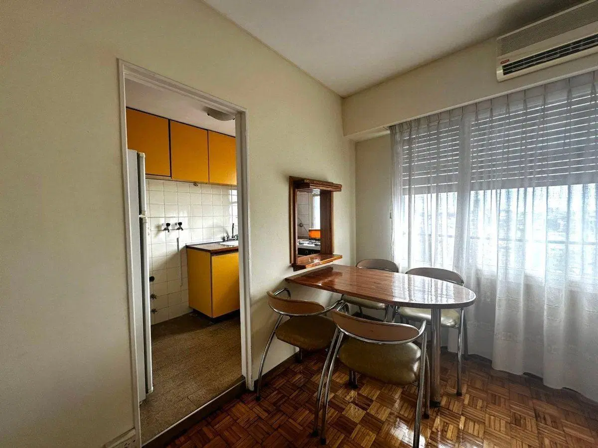 VENTA DEPTO 2 AMB A CUADRAS DEL OBELISCO 4