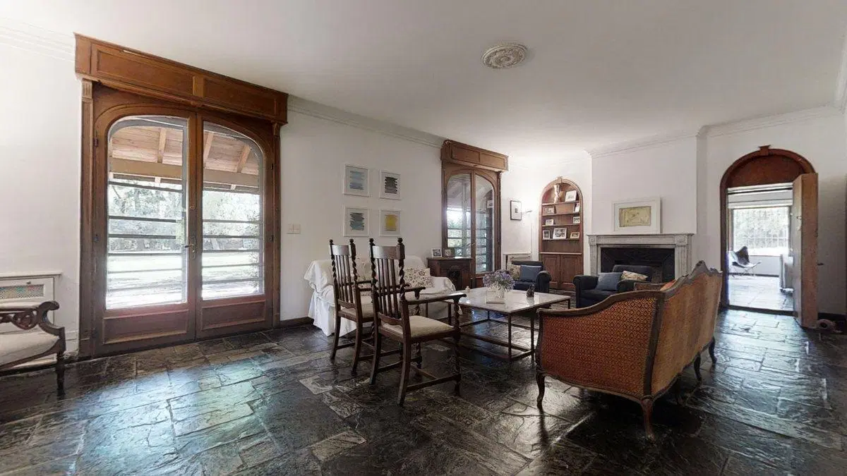 VENTA CASA C/PILETA EN LOTE 5600M2 TORTUGUITAS 5
