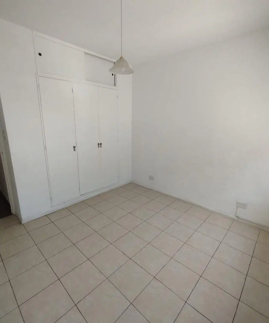 Amplio Departamento 3 ambientes-cochera-lavadero 4