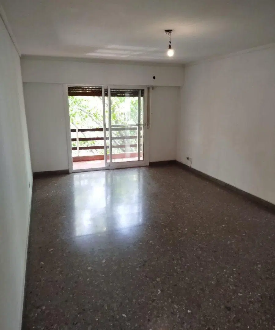 Amplio Departamento 3 ambientes-cochera-lavadero 3