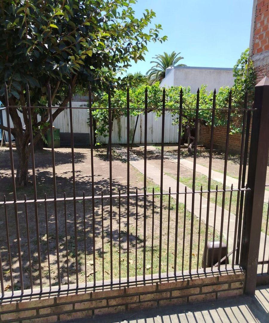 EN VENTA!! LOTE CON TALLER, MERLO, PCIA. BS. AS.