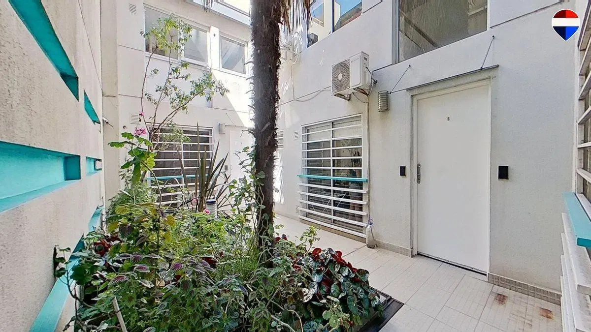 VENTA Departamento 2 amb en 2 plantas P. PATRICIOS 5