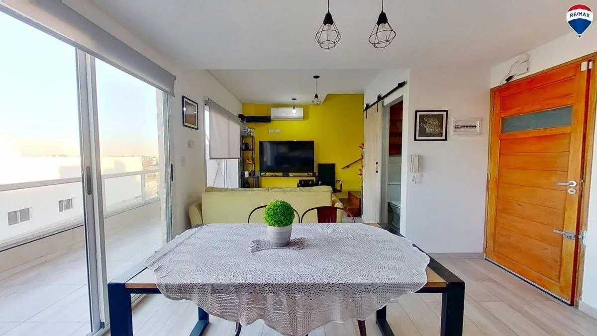 VENTA DEPTO. 3 AMB. BALCON Y COCHERA CIUDADELA 5